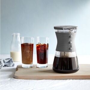 Cold Brew Pitcher with Fruit Infusion Attachment - Pampered Chef